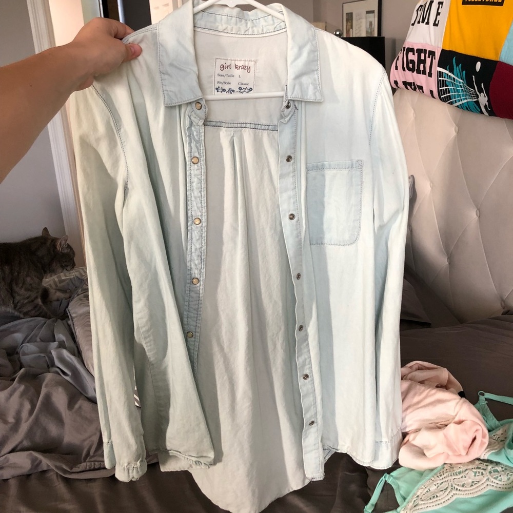 denim colored flannel! barely worn!